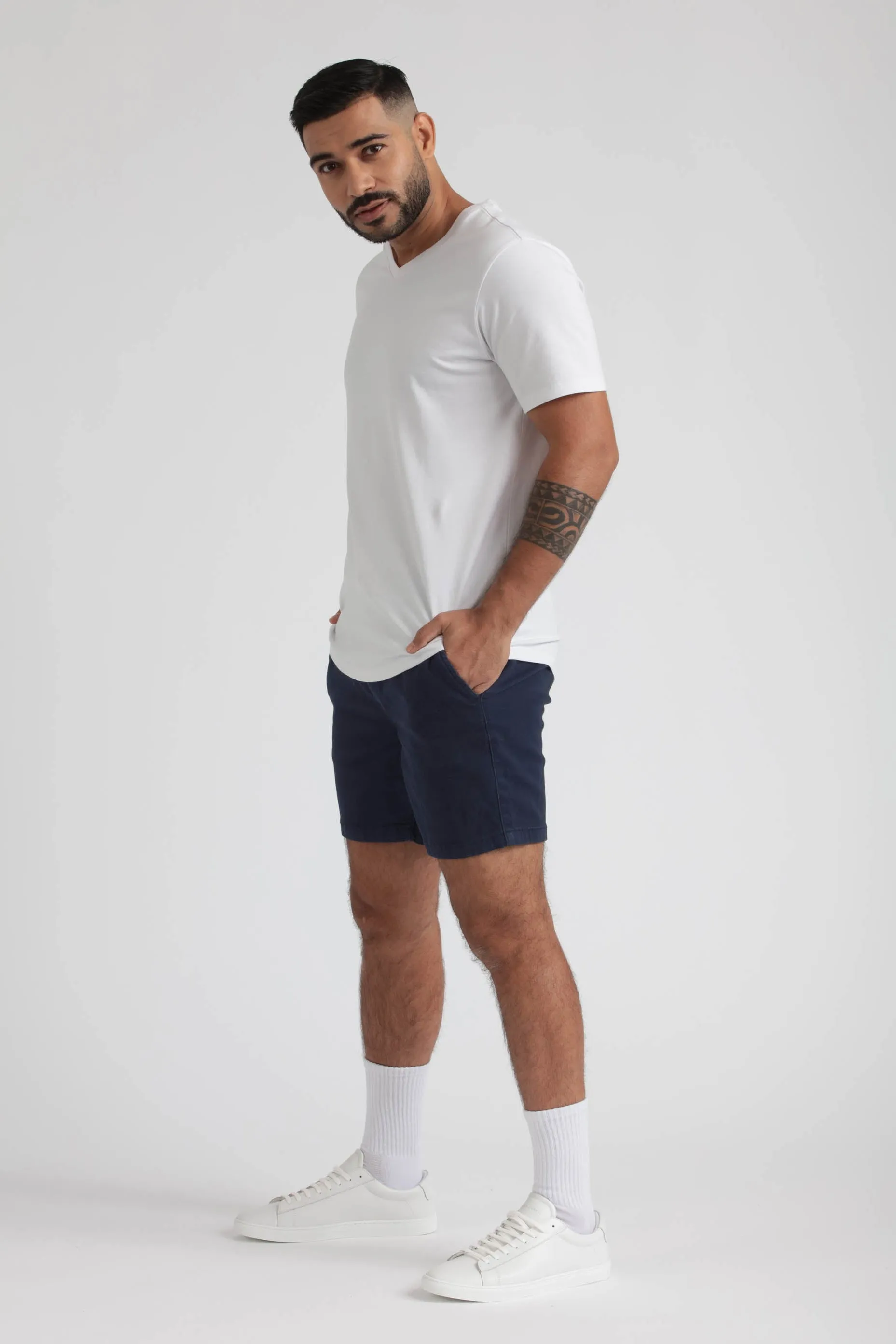 Everyday Comfort Shorts (Slim Fit) / Navy