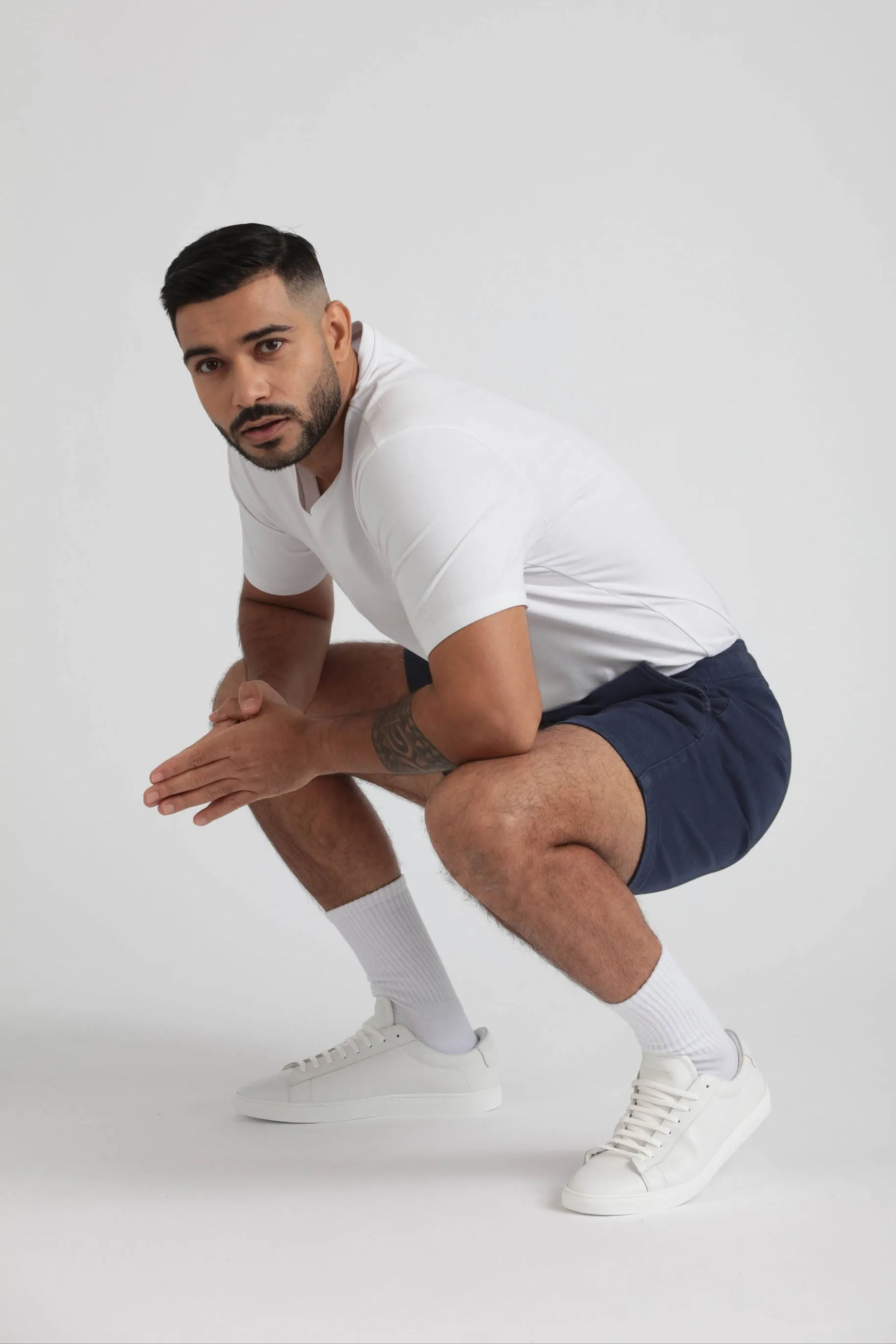 Everyday Comfort Shorts (Slim Fit) / Navy