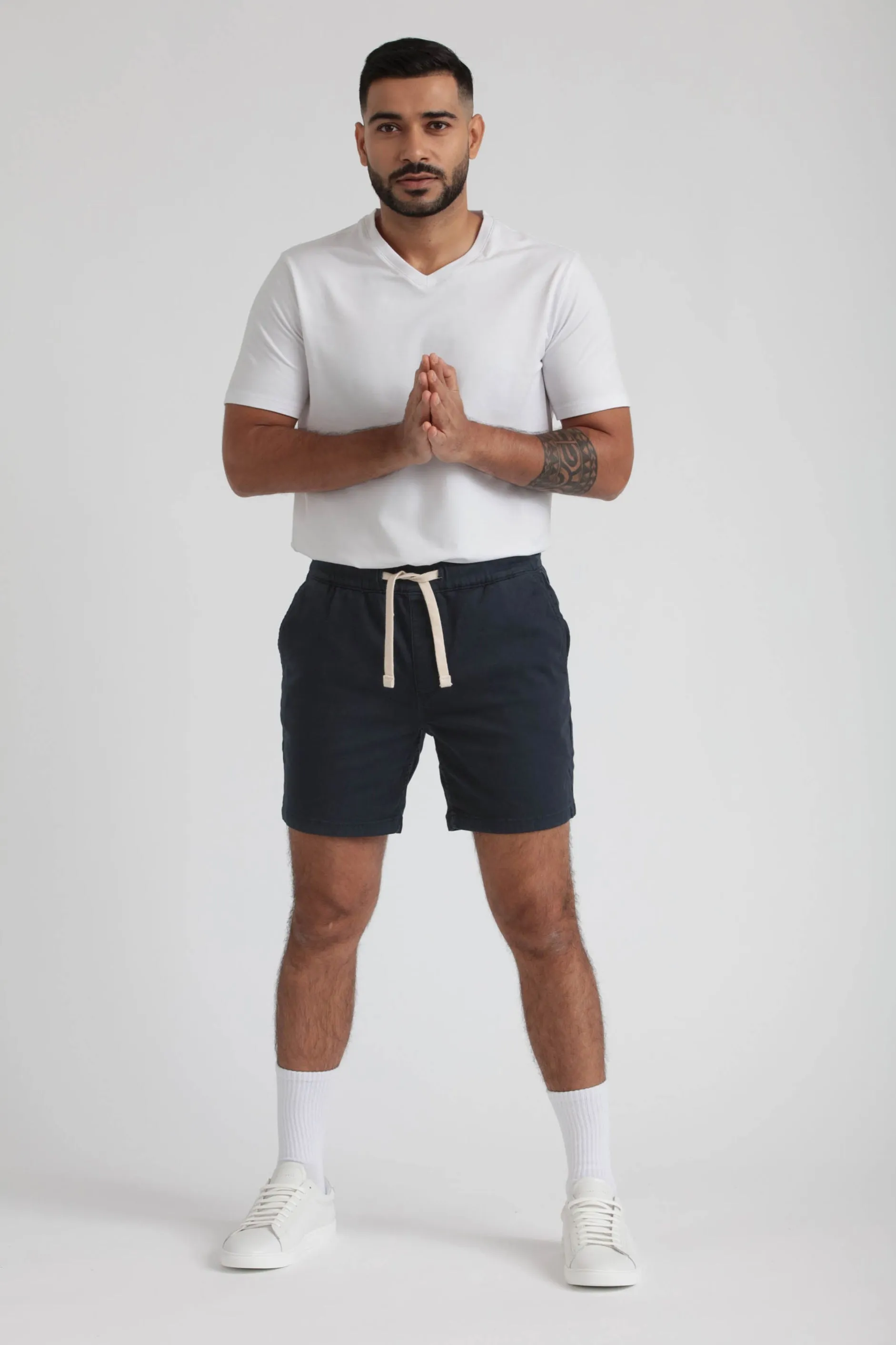 Everyday Comfort Shorts (Slim Fit) / Navy