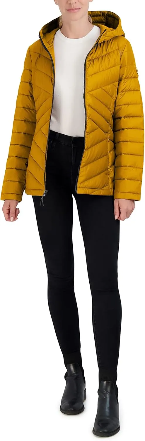 HFX Women's Short Lightweight Quilted Jacket Zipper Front Pockets Hood 25" Packable Puffer Coat