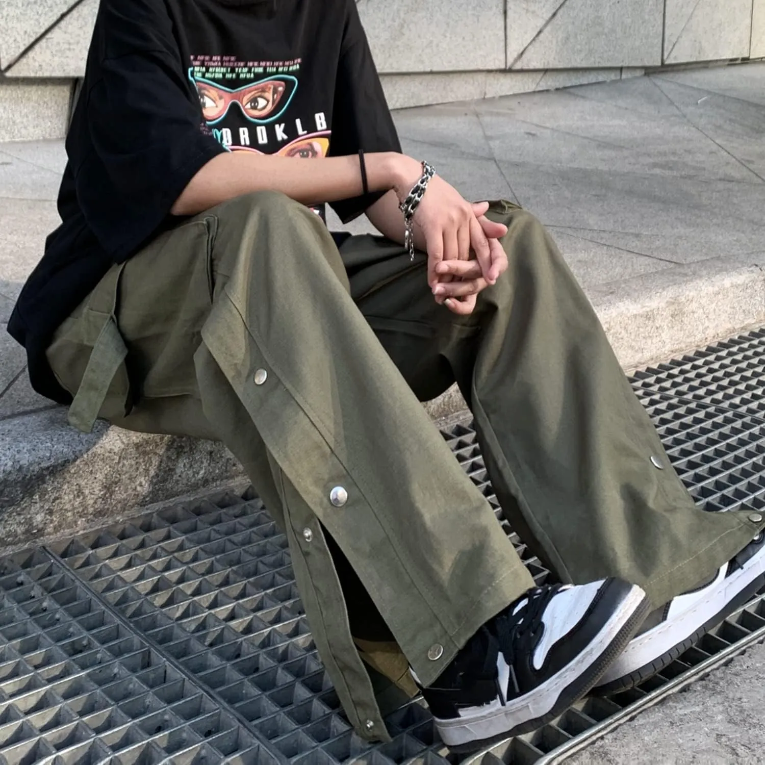 Linsennia Gothic Cargo Pants with Pockets for Men Women Girls Side Slit Baggy Streetwear Y2K Pants