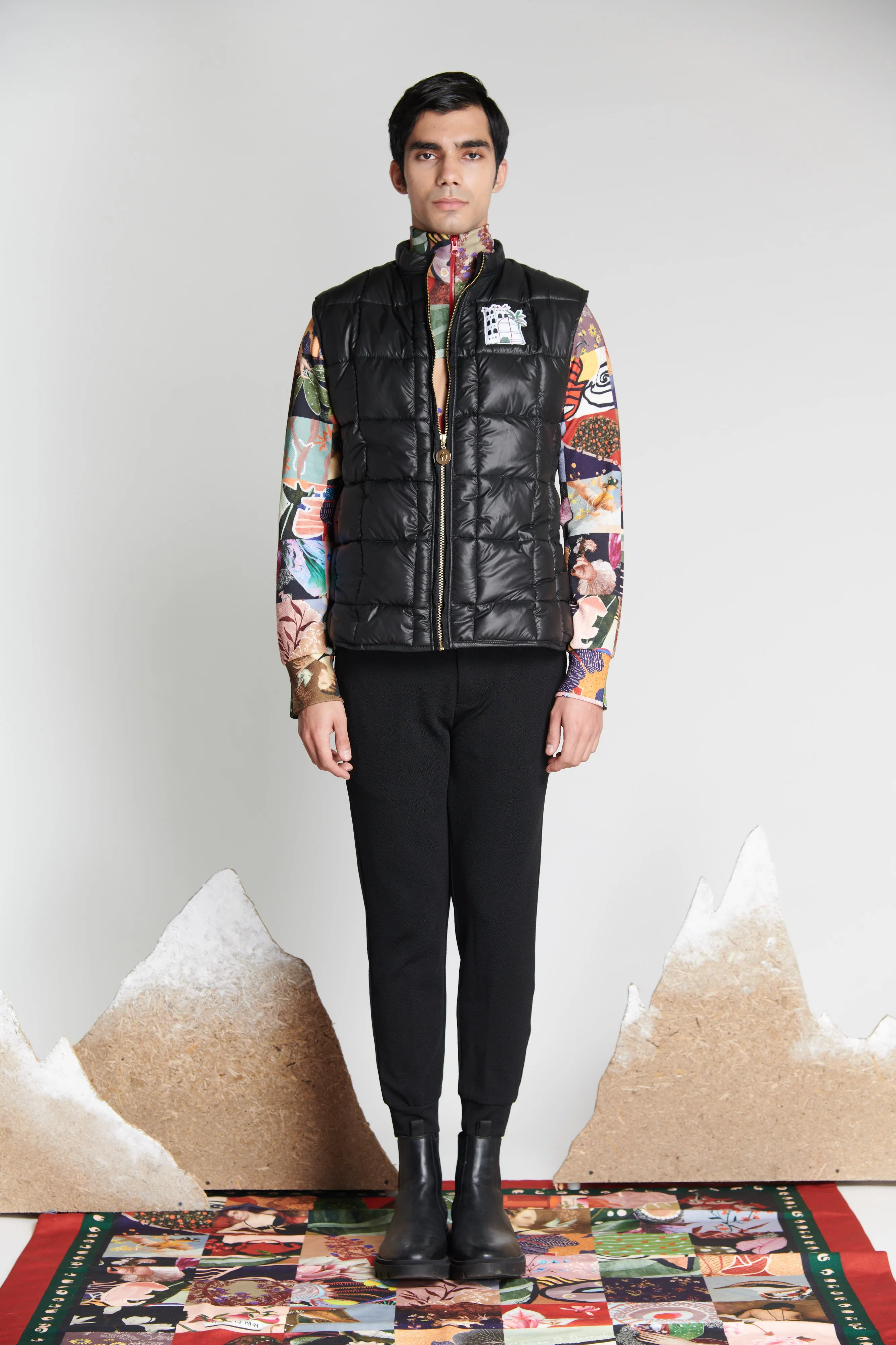 Noir Puffer Gilet