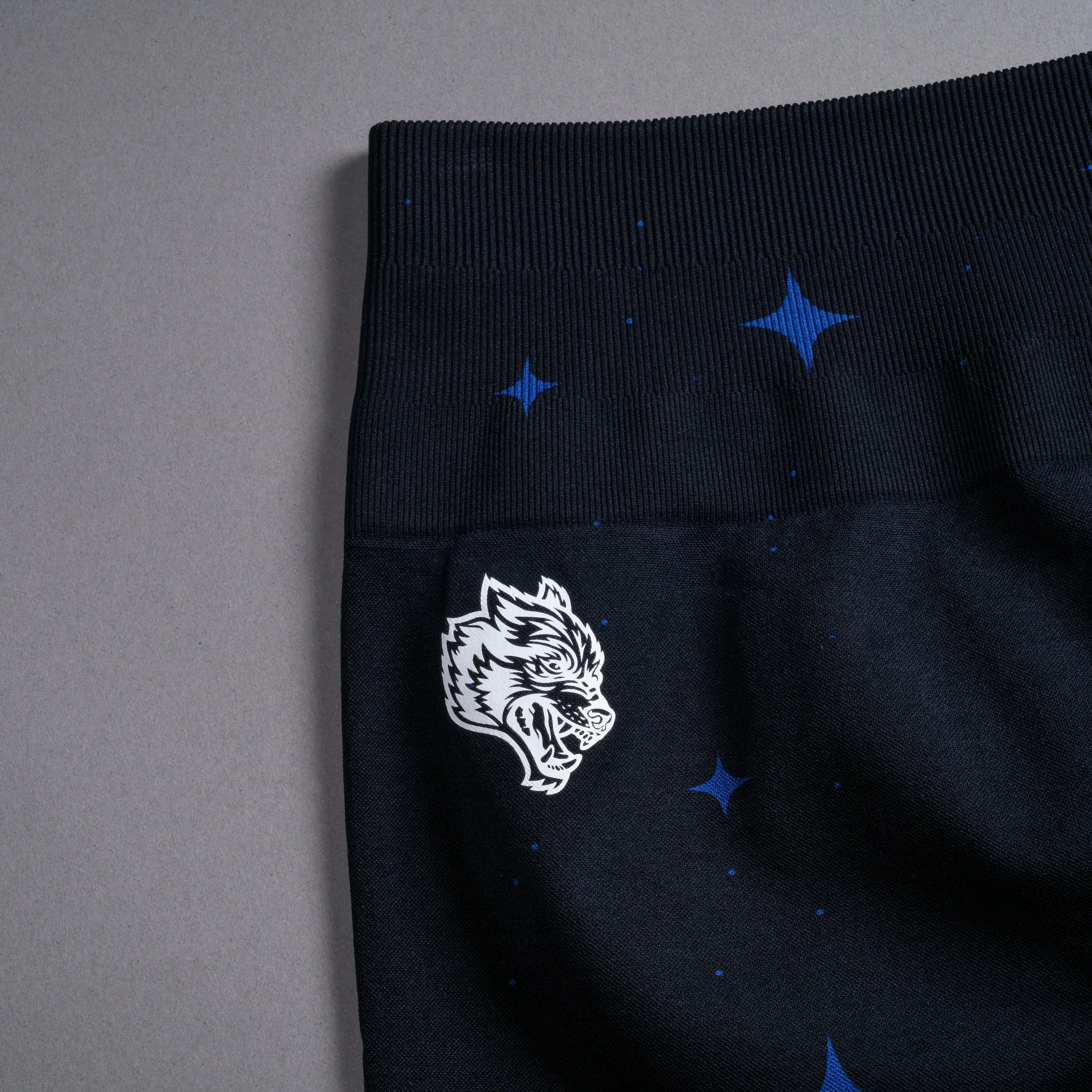 Throttle Everson Seamless "Sierra" Shorts in Darc Cobalt Starry Night