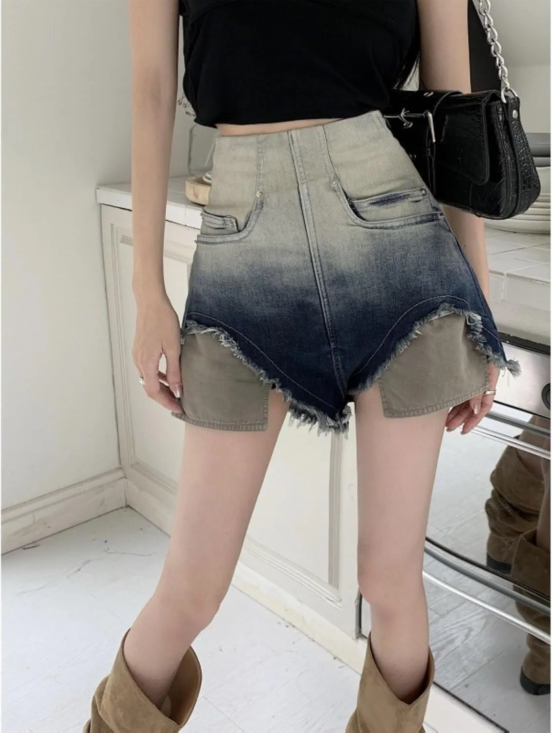 Women Casual Stretchy Jean Shorts High Waisted Frayed Hem Outside Pockets Summer Fashion Shorts